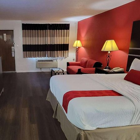 Ramada By Wyndham Mountain Home Extérieur photo
