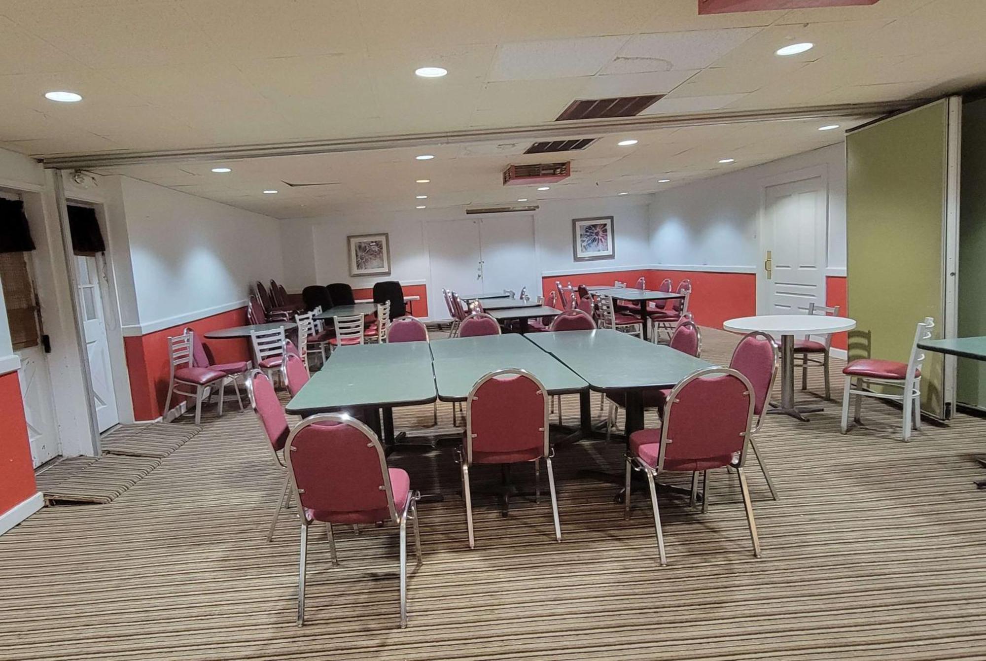 Ramada By Wyndham Mountain Home Extérieur photo