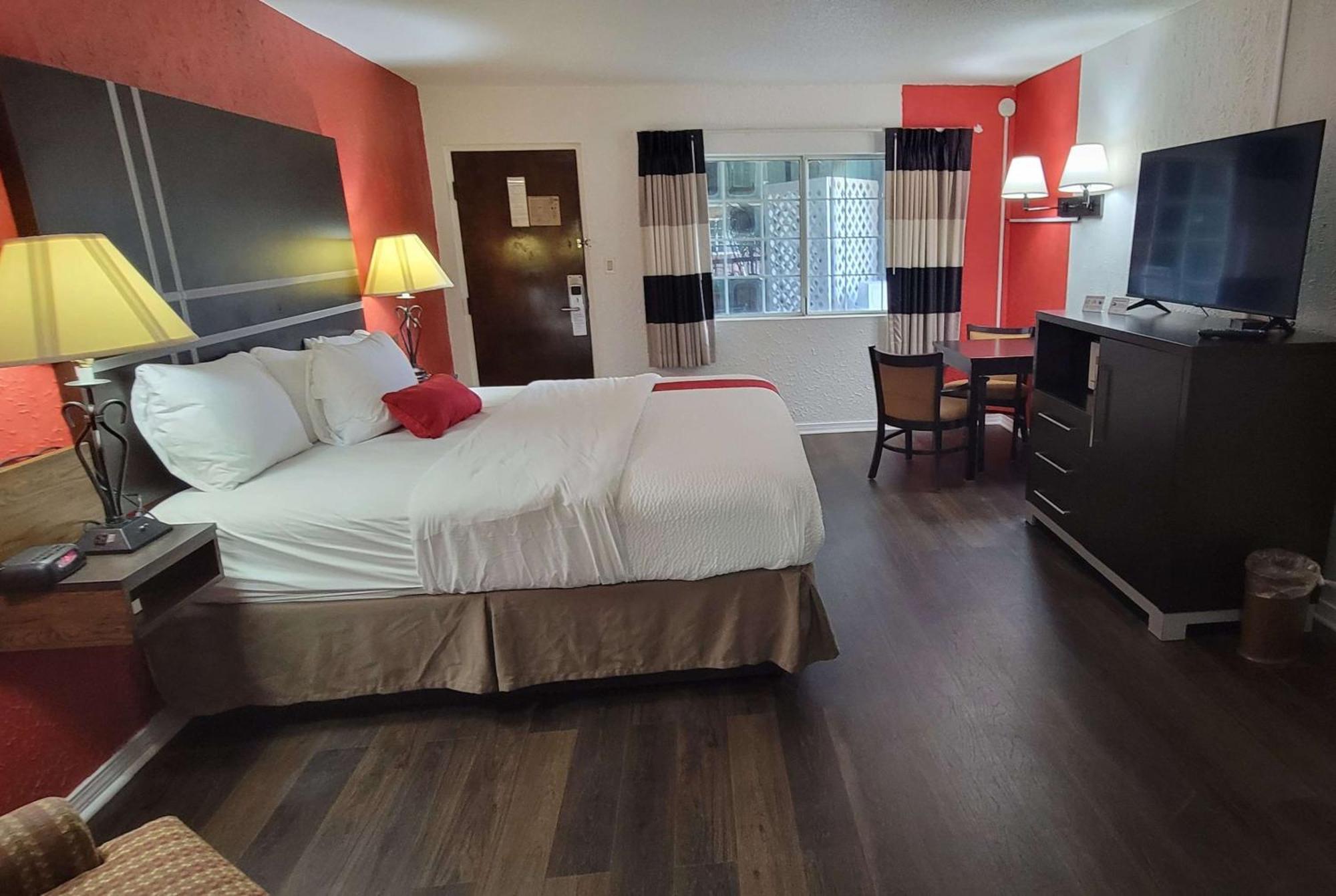 Ramada By Wyndham Mountain Home Extérieur photo