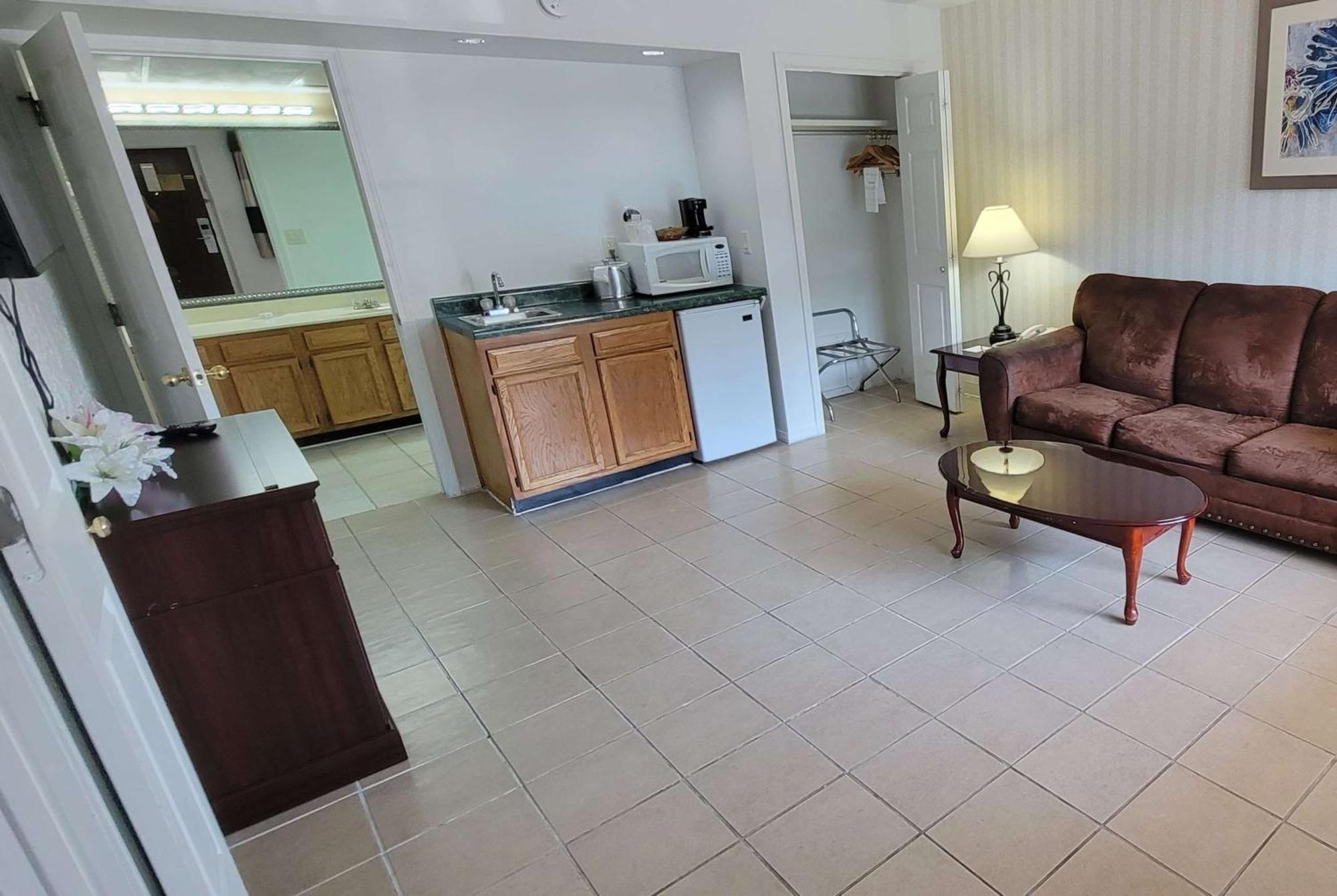 Ramada By Wyndham Mountain Home Extérieur photo