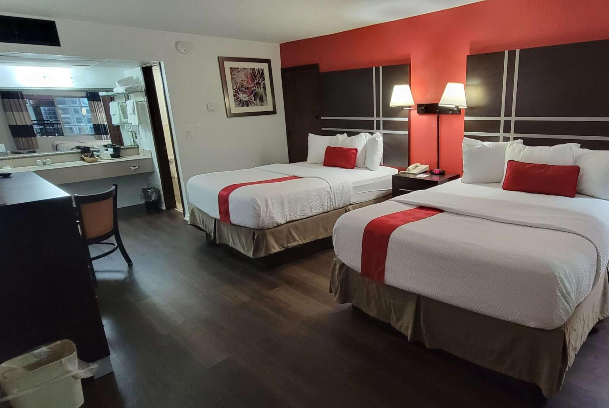 Ramada By Wyndham Mountain Home Extérieur photo