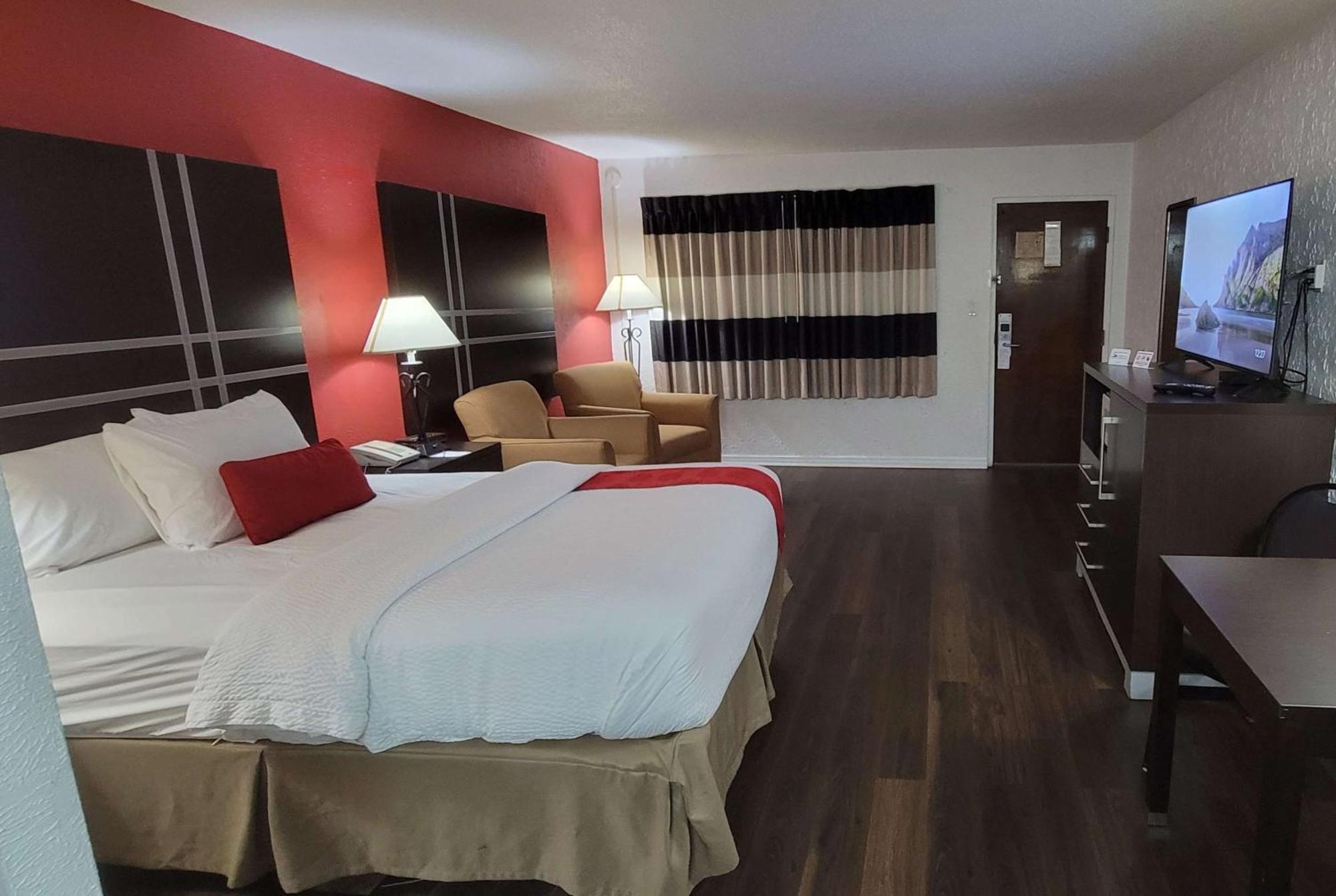 Ramada By Wyndham Mountain Home Extérieur photo