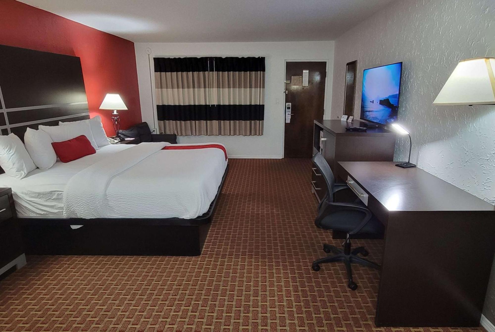 Ramada By Wyndham Mountain Home Extérieur photo