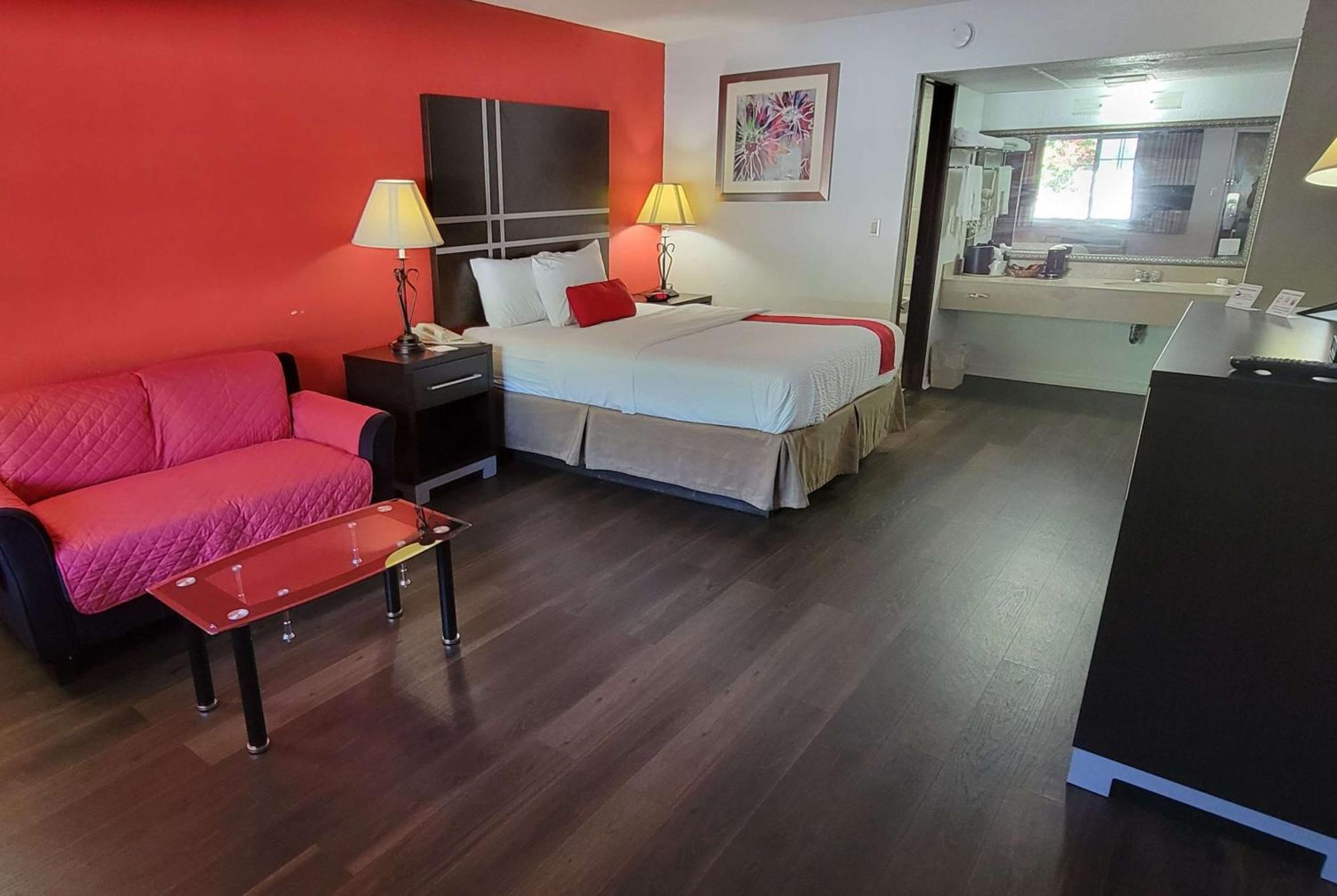 Ramada By Wyndham Mountain Home Extérieur photo